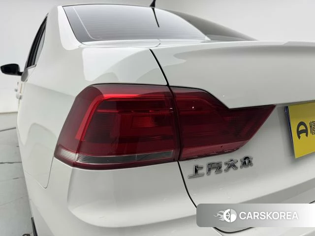Volkswagen Santana id 4258564 из Китая 10
