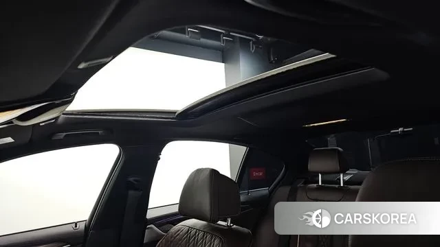 BMW 5 Series (G30) id 3703041 из Кореи 10