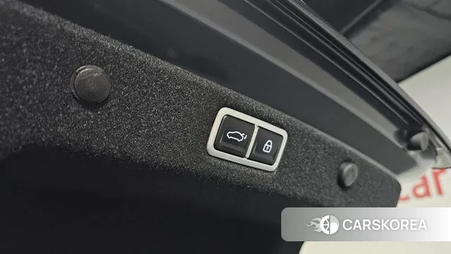 Hyundai Grandeur Hybrid (GN7) id 3372346 из Кореи 10