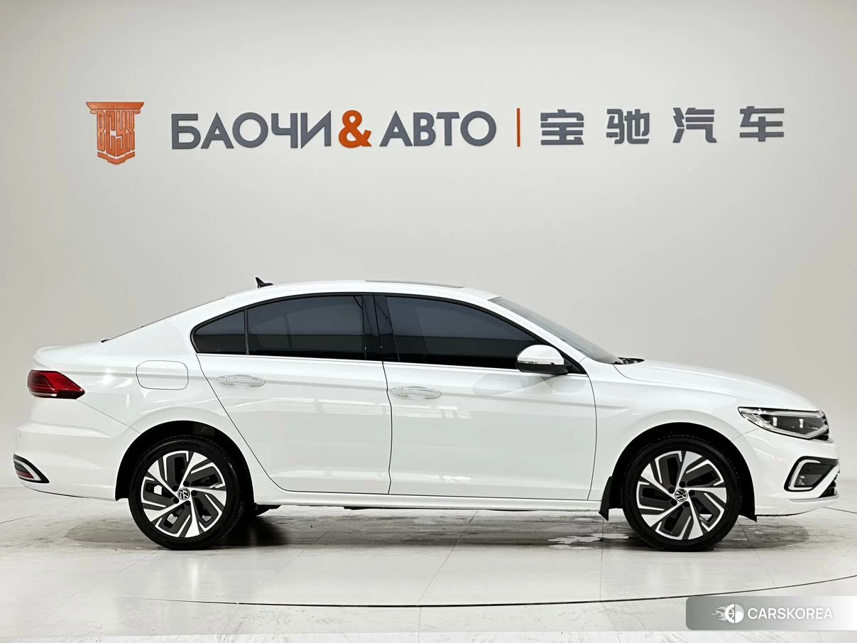 Volkswagen Bora id 4493124 из Китая 10