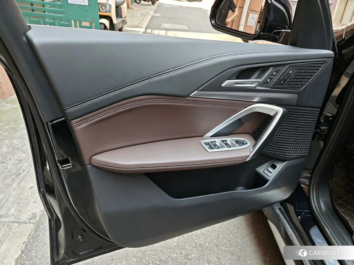 BMW X1 id 4467814 из Китая 10