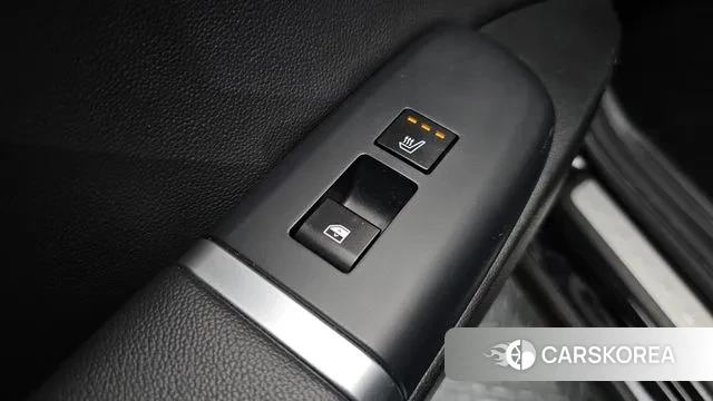 Hyundai Grandeur (GN7) id 3576558 из Кореи 10