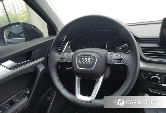 Audi Q5L id 4213181 из Китая 10