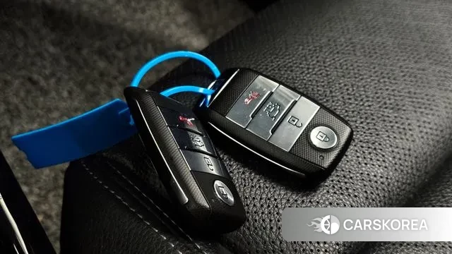 Kia Stonic id 3698739 из Кореи 10