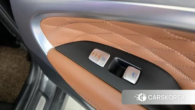 Genesis G70 id 3302694 из Кореи 10