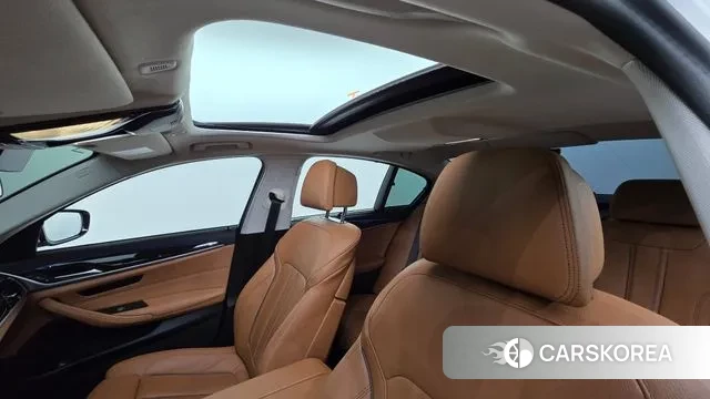 BMW 5 Series (G30) id 3596655 из Кореи 10