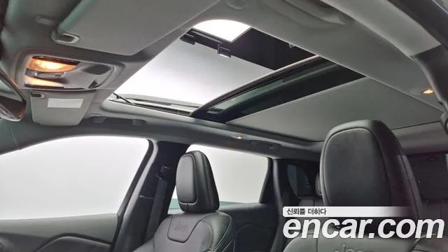 Jeep Cherokee (KL) id 2698272 из Кореи 10