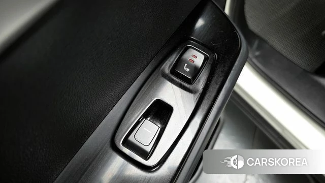 Ssangyong Torres id 4422311 из Кореи 10