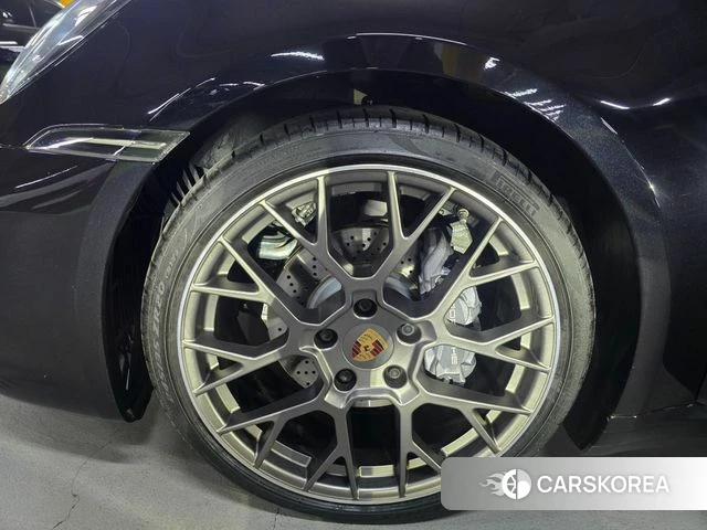 Porsche 911(992) id 4453344 из Кореи 10
