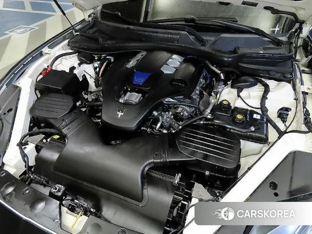 Maserati Quattroporte id 4390343 из Кореи 10