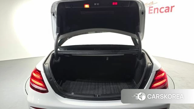 Mercedes-Benz E-Class W213 id 4586925 из Кореи 10
