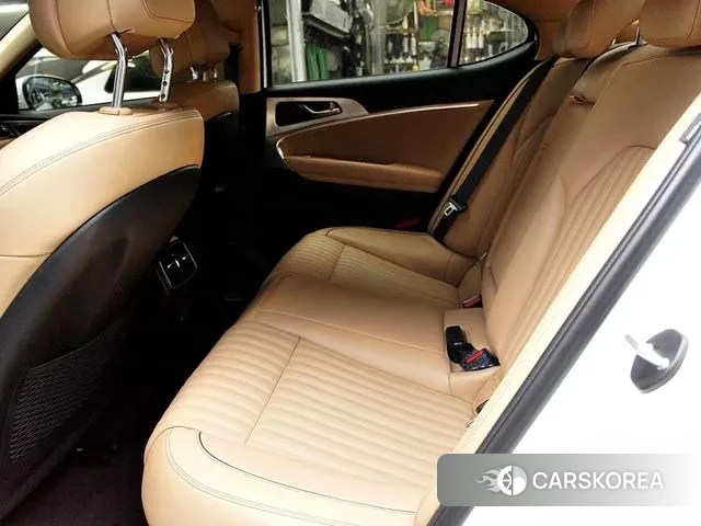 Genesis The New G70 id 3635614 из Кореи 10