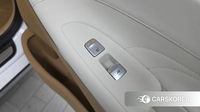 Hyundai The New Grandeur IG Hybrid id 4923352 из Кореи 10