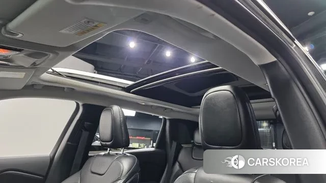 Jeep Cherokee (KL) id 3760945 из Кореи 10