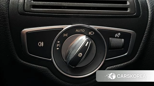 Mercedes-Benz C-Class W205 id 4448182 из Кореи 10