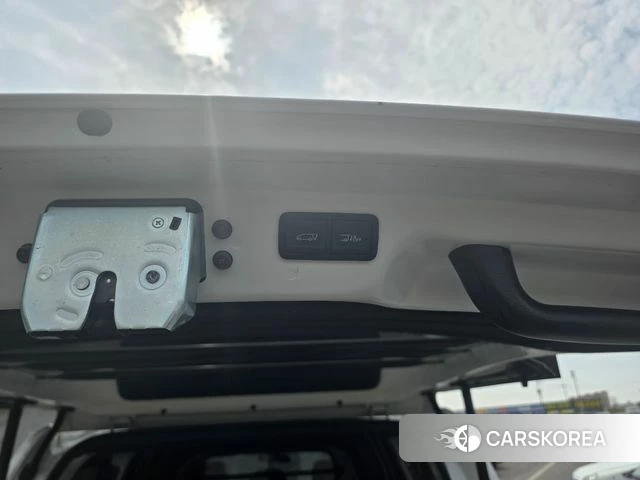 Hyundai Staria id 3940243 из Кореи 10