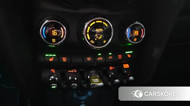 Mini Cooper Electric id 4763536 из Кореи 10