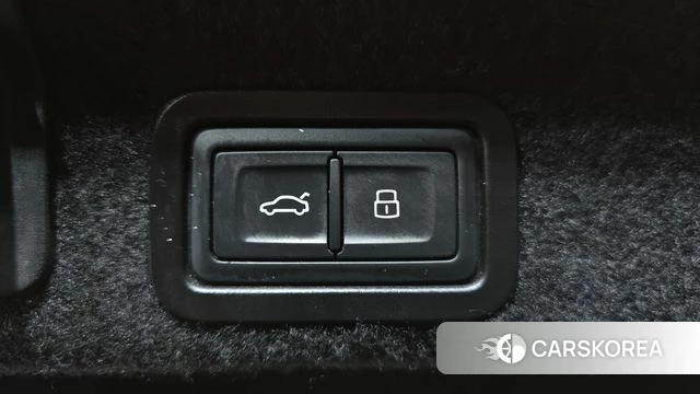 Audi A6 (C8) id 3860265 из Кореи 10