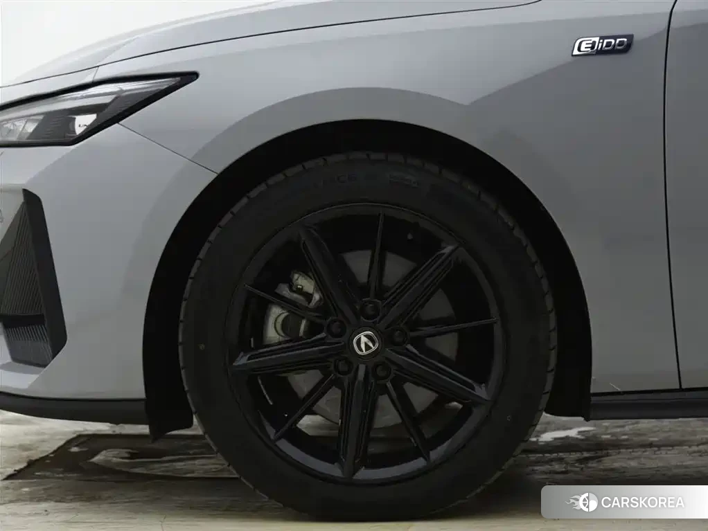 Chang'an Changan UNI-V Smart iDD id 4570306 из Китая 10