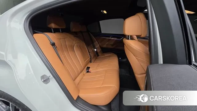 BMW 5 Series (G30) id 3032840 из Кореи 10