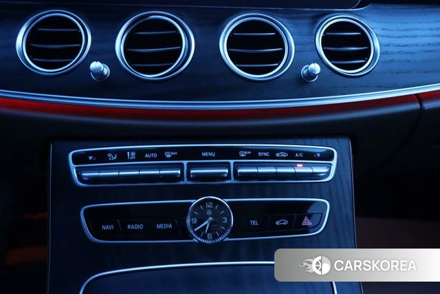 Mercedes-Benz E-class id 3902040 из Китая 10