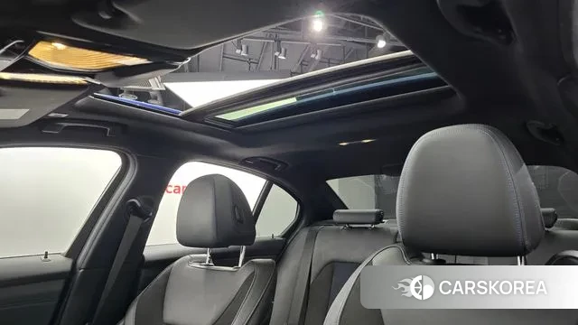 BMW 3 Series (G20) id 3038424 из Кореи 10