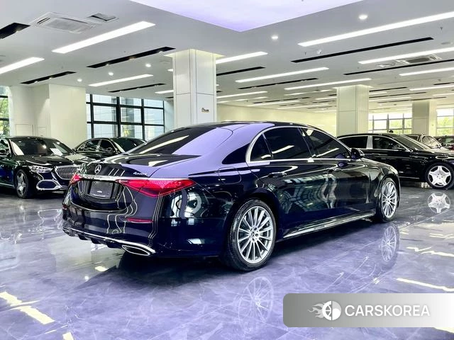 Mercedes-Benz S-class id 4259615 из Китая 10