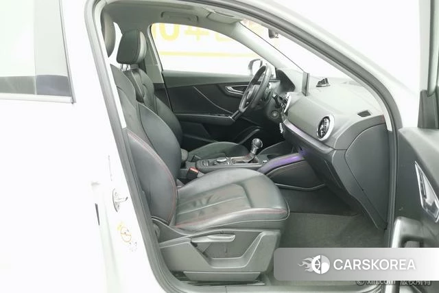 Audi Q2L id 4235891 из Китая 10