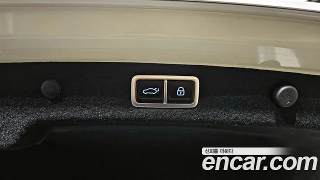 Hyundai Grandeur Hybrid (GN7) id 2738674 из Кореи 10