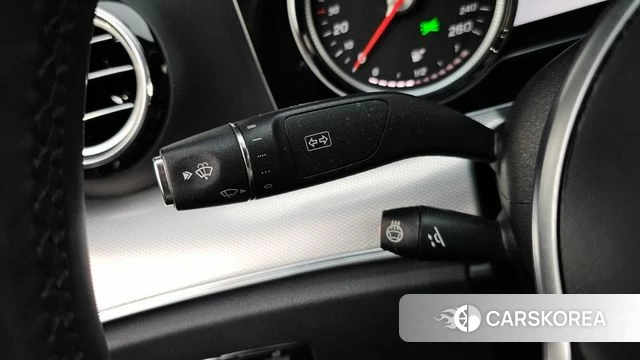 Mercedes-Benz E-Class W213 id 3879322 из Кореи 10