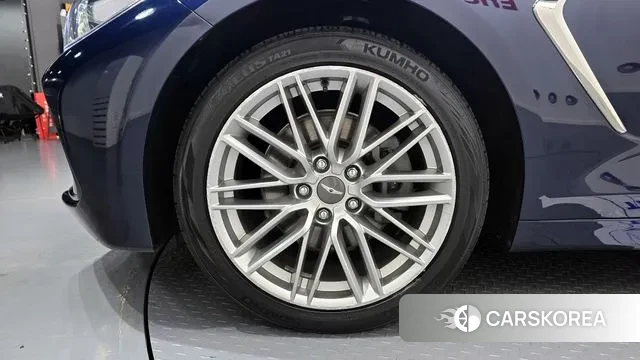 Genesis G70 id 3402638 из Кореи 10