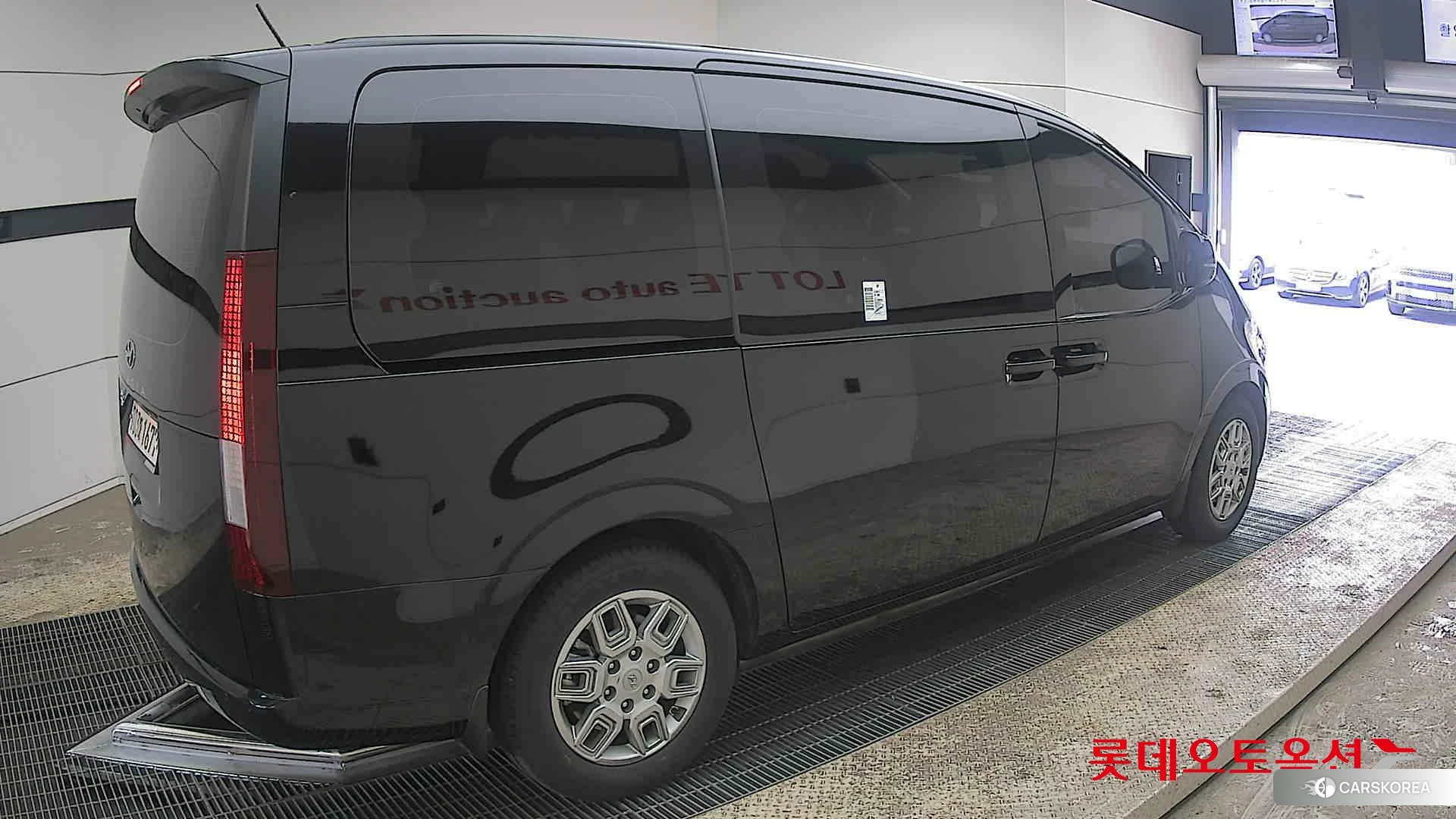 Hyundai Staria id 3869256 из Кореи 10