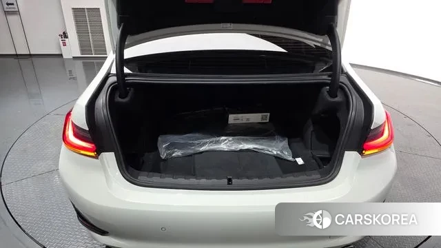 BMW 3 Series (G20) id 3434114 из Кореи 10