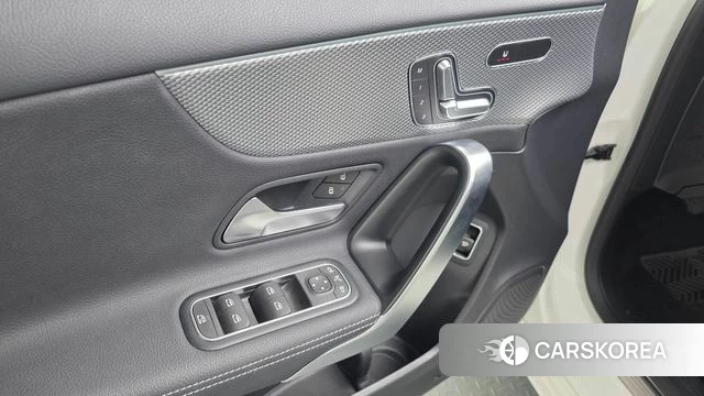Mercedes-Benz A-Class W177 id 3813200 из Кореи 10