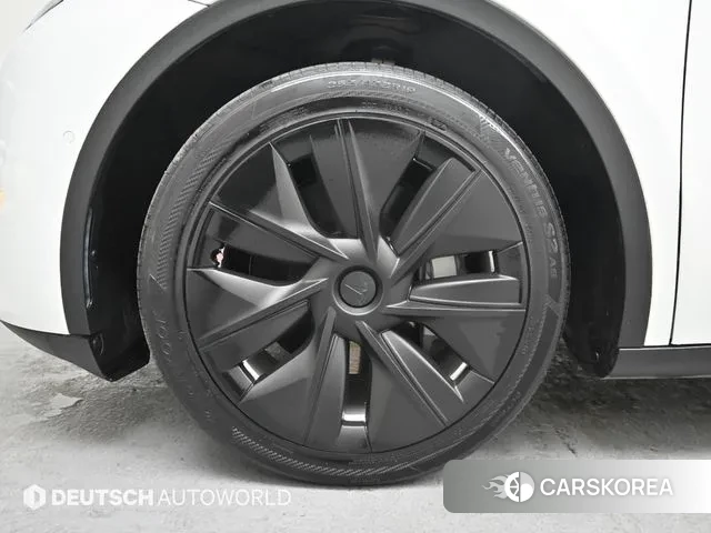 Tesla Model Y id 3619056 из Кореи 10