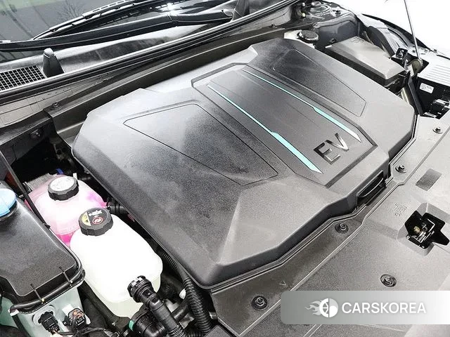 Hyundai Ionic 5 id 3088691 из Кореи 10