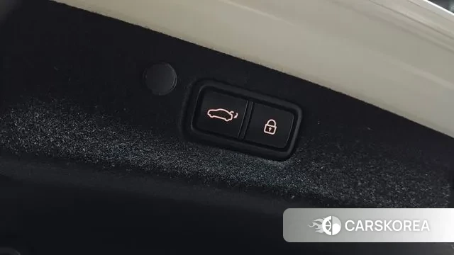 Hyundai The New Grandeur IG Hybrid id 3360763 из Кореи 10