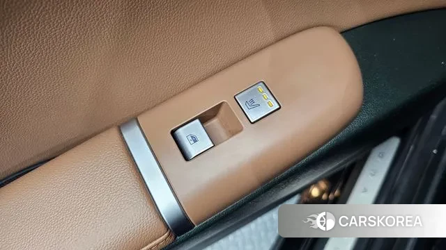 Hyundai Grandeur (GN7) id 3518127 из Кореи 10