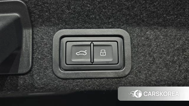 Audi A6 (C8) id 3942068 из Кореи 10