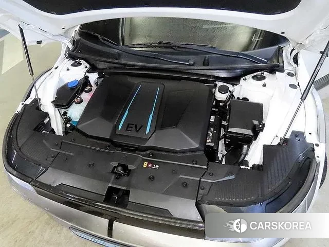 Hyundai Ionic 5 id 3759296 из Кореи 10