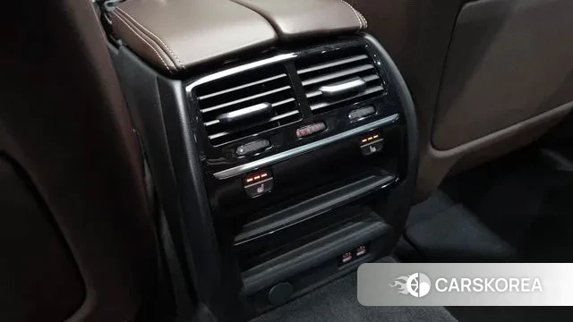 BMW 5 Series (G30) id 3504753 из Кореи 10