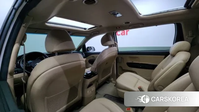 Kia The New Carnival id 3682099 из Кореи 10