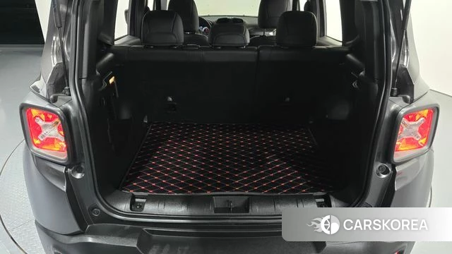 Jeep Renegade id 4389177 из Кореи 10