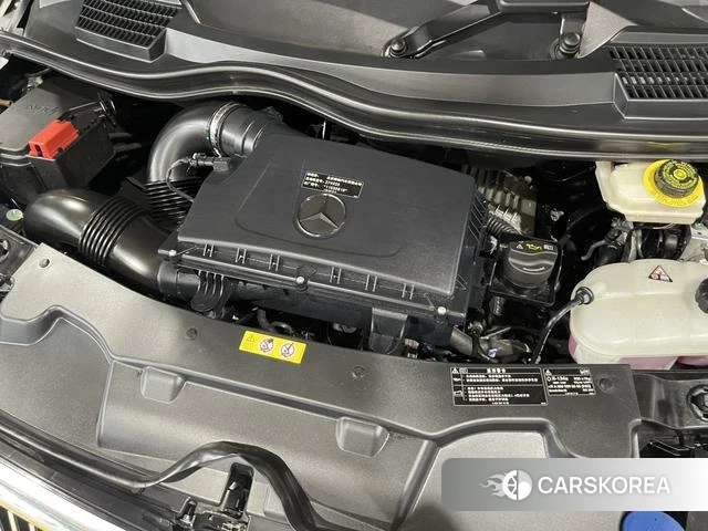 Mercedes-Benz V-class id 4264912 из Китая 10