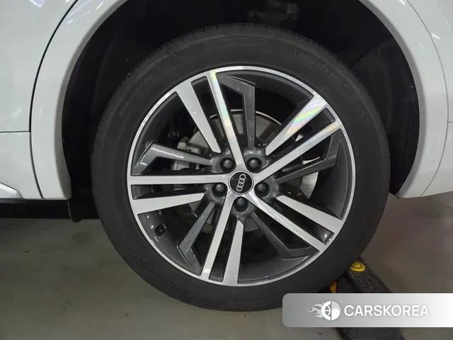 Audi Q5 (FY) id 3296152 из Кореи 10