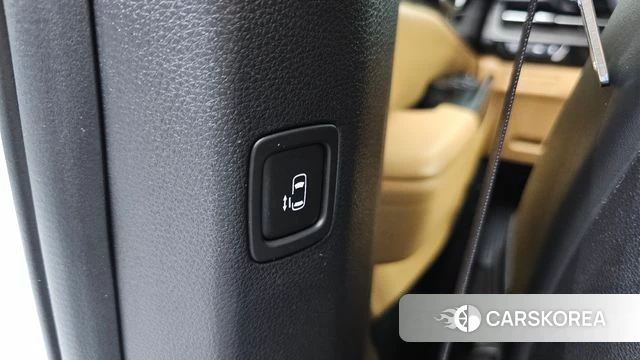Kia Carnival 4th generation id 4656776 из Кореи 10