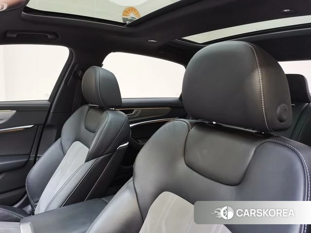 Audi A6L id 4328582 из Китая 10