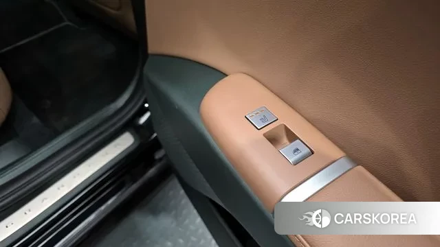 Hyundai Grandeur (GN7) id 3299699 из Кореи 10