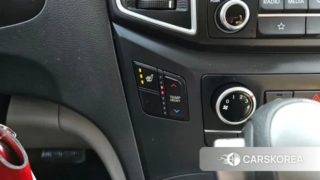 Hyundai The New Grand Starex id 3588435 из Кореи 10