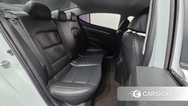 Hyundai The New Avante AD id 3760986 из Кореи 10